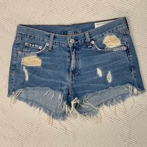 EUC Rag & Bone *Fit Like 26*